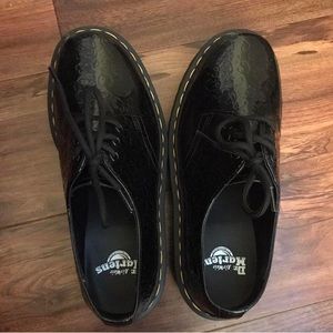 dr martens 1461 platform shoes!!
